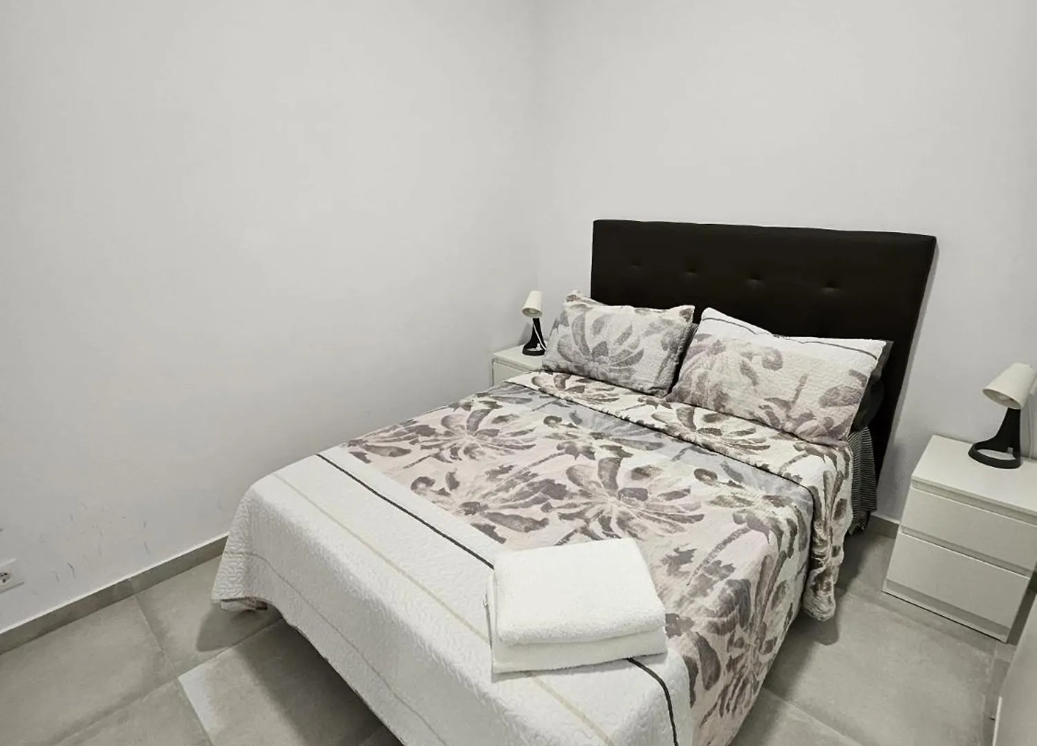 Apartments Jota Barcelona 0*,  Hiszpania
